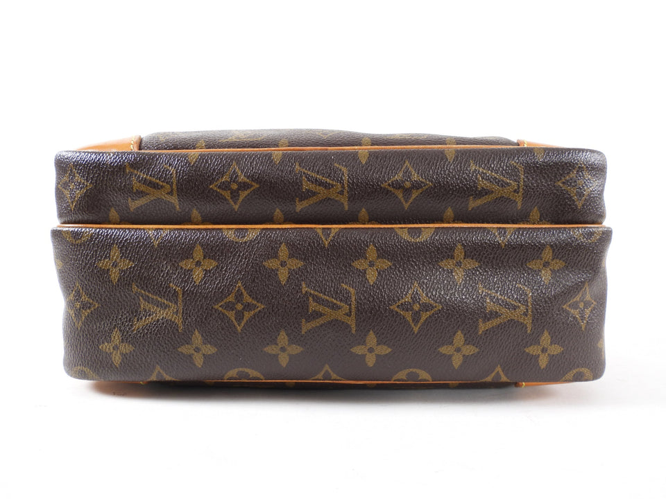 Louis Vuitton Monogram Nile Messenger Bag