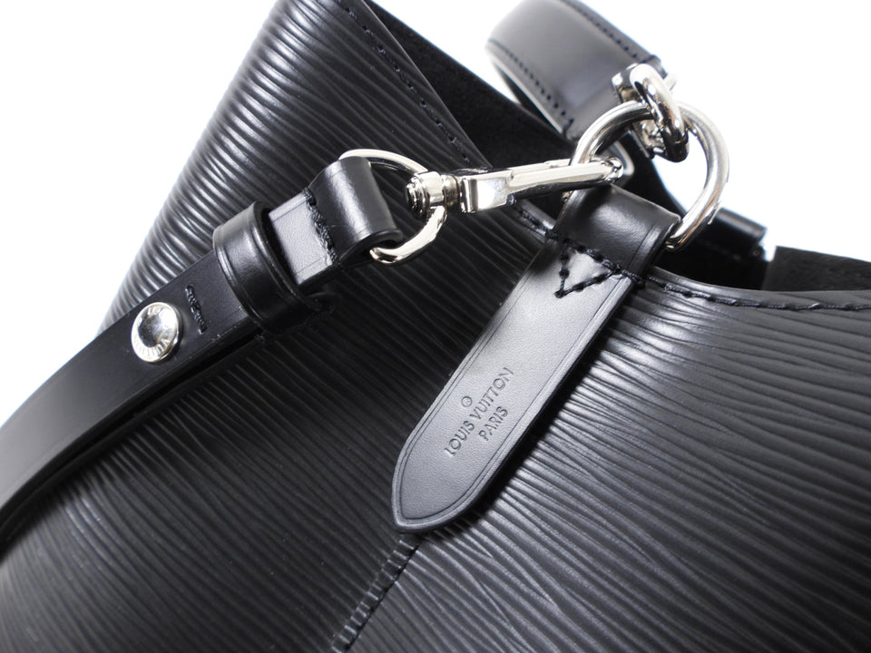 Louis Vuitton Black Epi Noir Neo Noe MM Bucket Bag