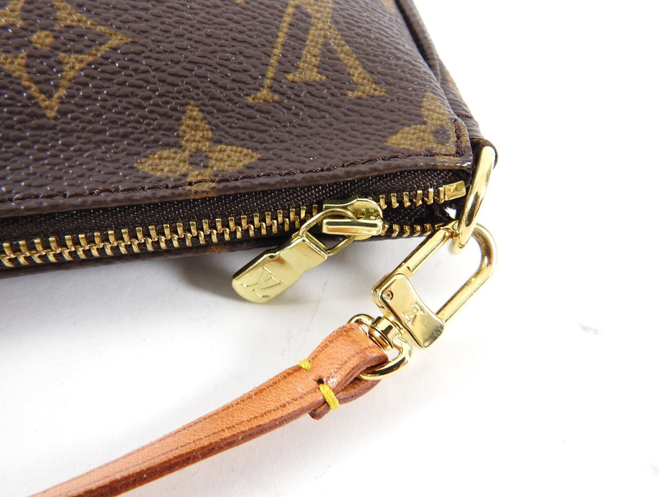 Louis Vuitton Vintage 1999 Monogram Canvas Pochette Accessoires