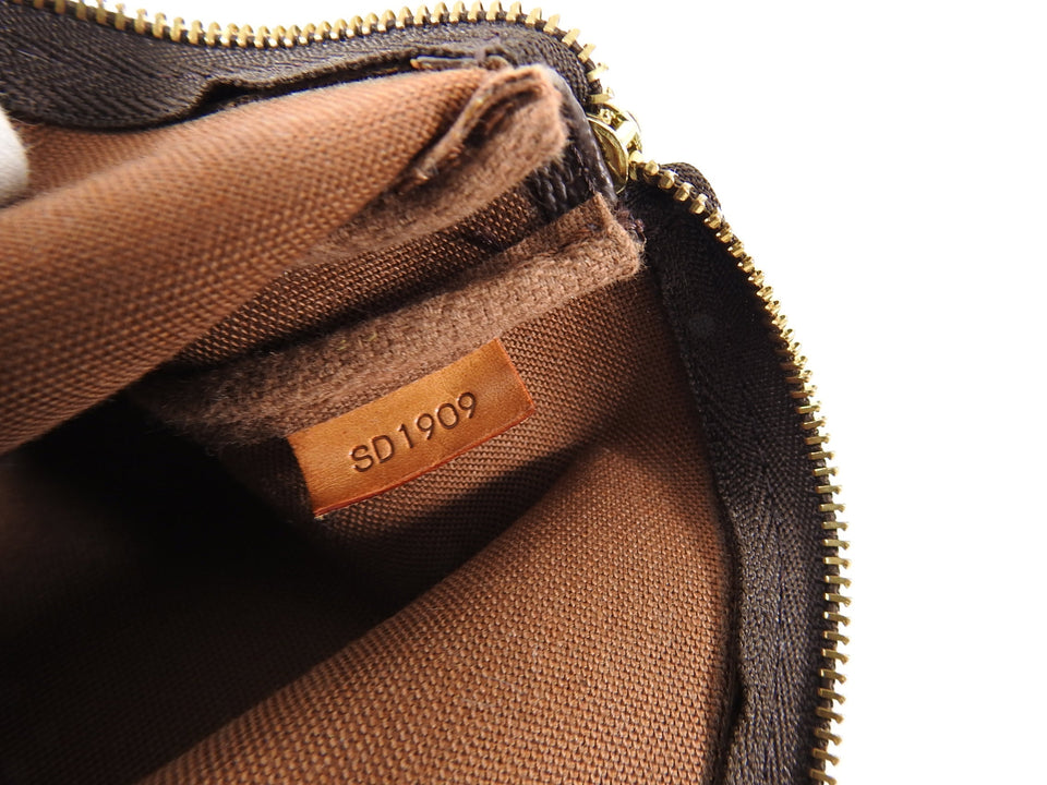 Louis Vuitton Vintage 1999 Monogram Canvas Pochette Accessoires
