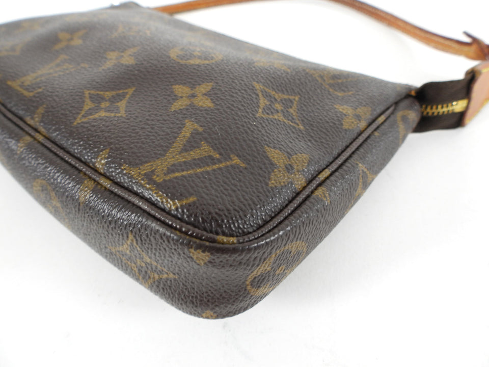 Louis Vuitton Vintage 1999 Monogram Pochette Accessoires Bag