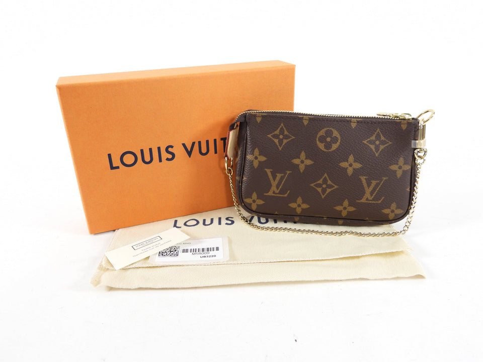 Louis Vuitton 2020 Monogram Mini Pochette Accessoires Bag