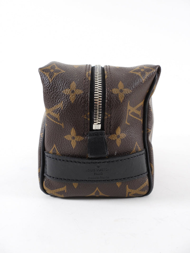 Louis Vuitton Monogram Canvas Toiletry Travel Accessoires Bag