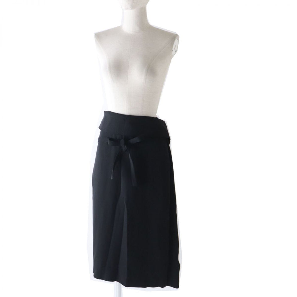 Burberry skirt Image reference black Women
