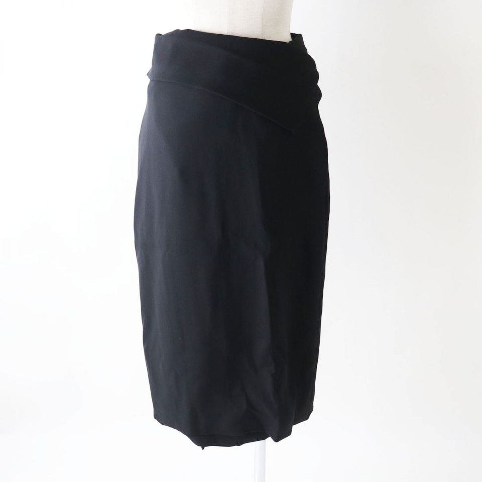 Burberry skirt Image reference black Women