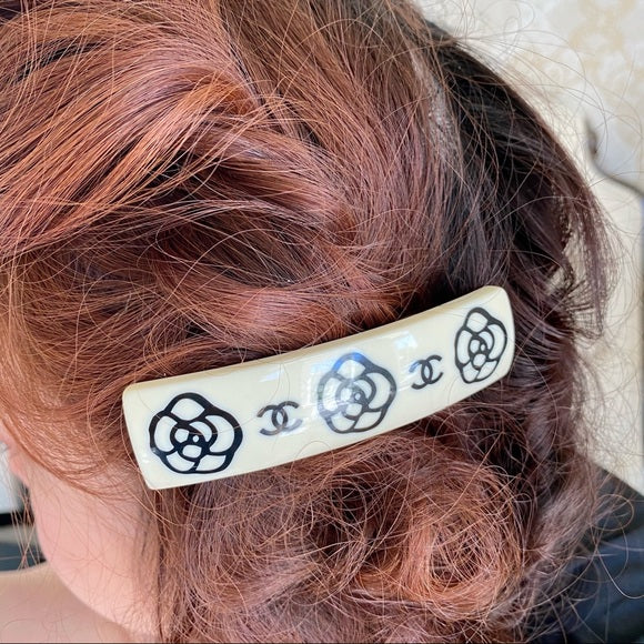 Chanel vintage Camellia hair barrette