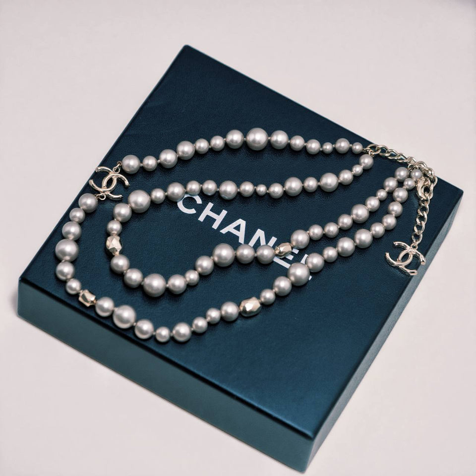 Chanel CC Faux Grey Pearl Gold Tone Necklace