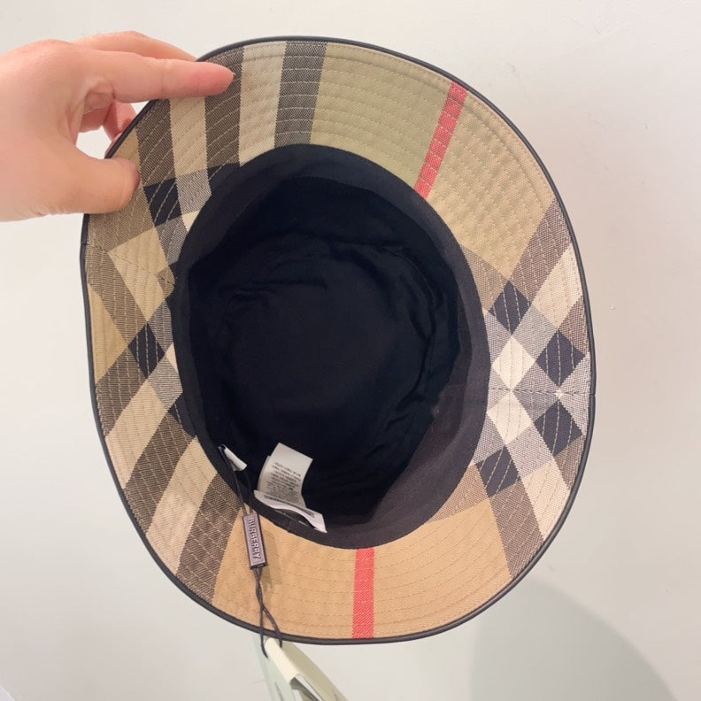 Luxury Burberry Vintage Check Bucket Hat Beige OS