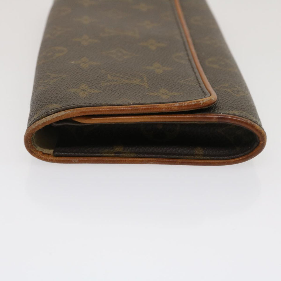 Louis Vuitton Monogram Pochette Twin GM Shoulder Bag LV Auth ro350